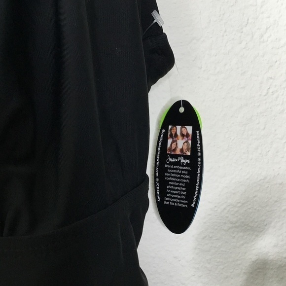 NWT PLUS Boutique Plus Swim Ruched One Piece Bathing Suit - Picture 4 of 9